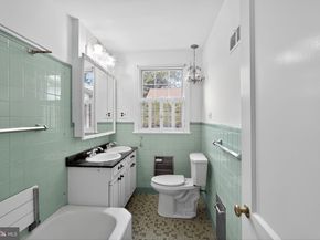 600 Seville Street, Philadelphia PA 19128