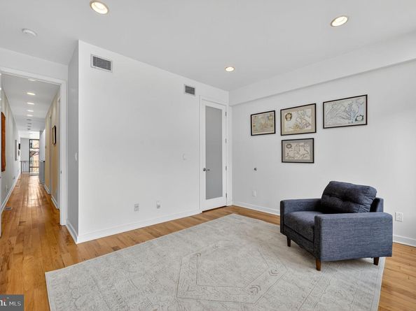 218 Church Street, Philadelphia PA 19106