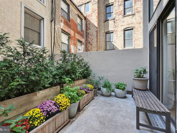 218 Church Street, Philadelphia PA 19106