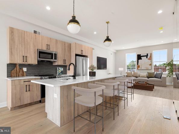 4038 (4050) Marilyn (Conshohocken Ave) Drive, Philadelphia PA 19131
