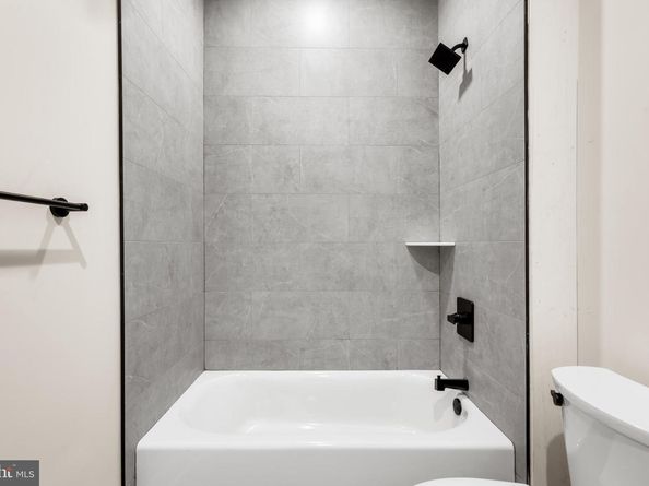 4038 (4050) Marilyn (Conshohocken Ave) Drive, Philadelphia PA 19131