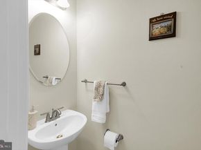 2405 Cindy Lane, Warrington PA 18976