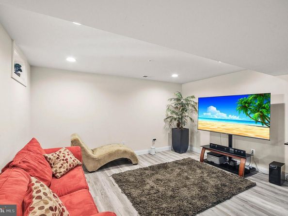 2405 Cindy Lane, Warrington PA 18976