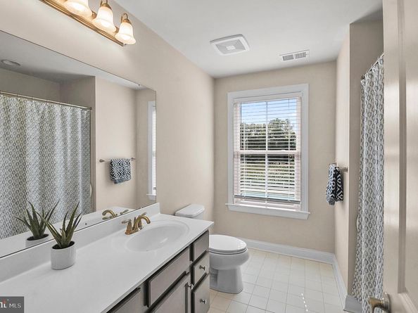 2405 Cindy Lane, Warrington PA 18976