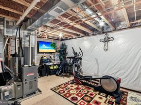 2405 Cindy Lane, Warrington PA 18976