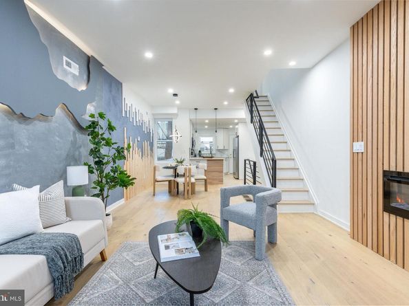 2074 Birch Street, Philadelphia PA 19134