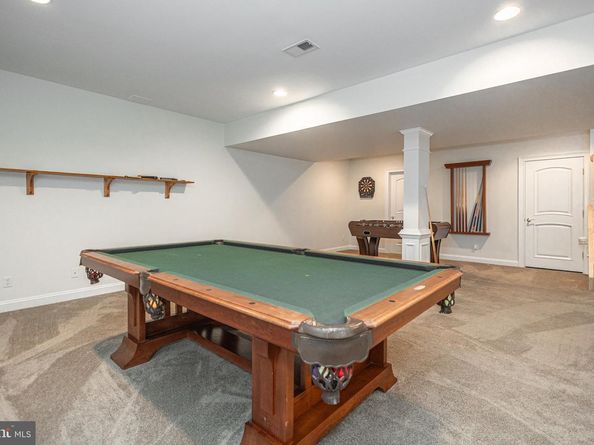 111 Meadow View Drive, Doylestown PA 18902
