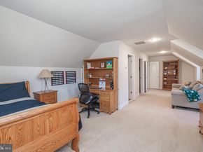 111 Meadow View Drive, Doylestown PA 18902