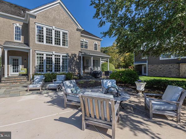 111 Meadow View Drive, Doylestown PA 18902