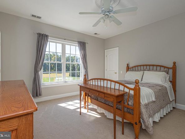 111 Meadow View Drive, Doylestown PA 18902