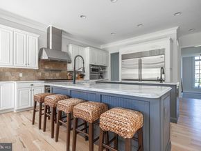 111 Meadow View Drive, Doylestown PA 18902