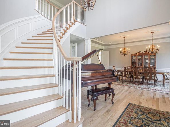 111 Meadow View Drive, Doylestown PA 18902