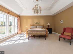 111 Meadow View Drive, Doylestown PA 18902