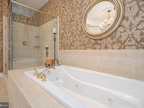 111 Meadow View Drive, Doylestown PA 18902