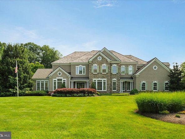 111 Meadow View Drive, Doylestown PA 18902