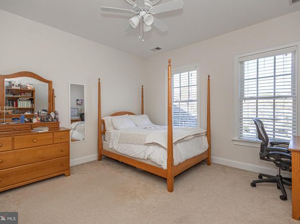 111 Meadow View Drive, Doylestown PA 18902