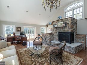 111 Meadow View Drive, Doylestown PA 18902