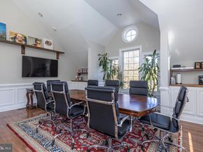 111 Meadow View Drive, Doylestown PA 18902