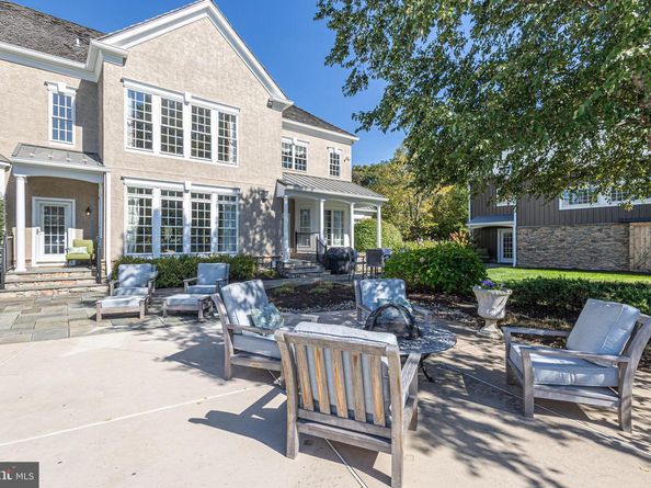 111 Meadow View Drive, Doylestown PA 18902