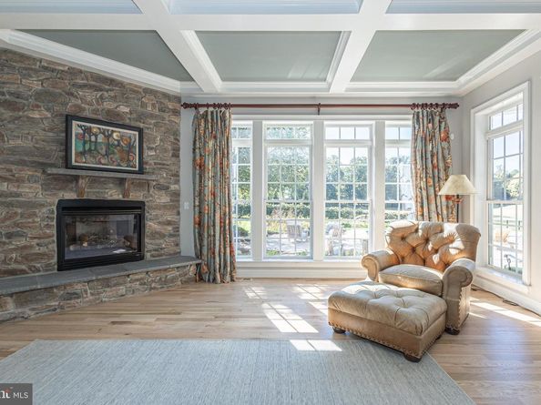 111 Meadow View Drive, Doylestown PA 18902