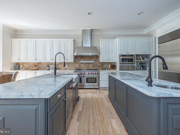 111 Meadow View Drive, Doylestown PA 18902