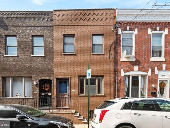 2316 S Alder Street, Philadelphia PA 19148