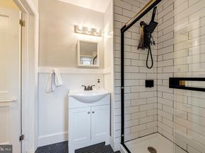 2708 Central Avenue, Alexandria VA 22302