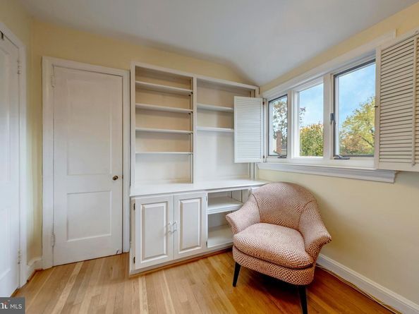 2708 Central Avenue, Alexandria VA 22302