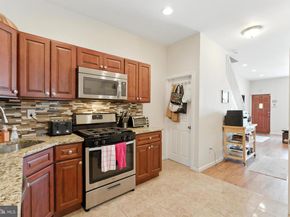 314 Gladstone Street, Philadelphia PA 19148