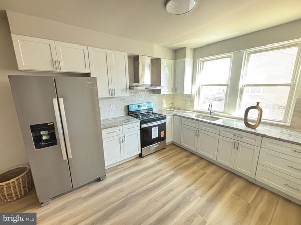 7505 Torresdale Avenue, Philadelphia PA 19136