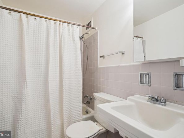 2475 Virginia Avenue NW 618, Washington DC 20037