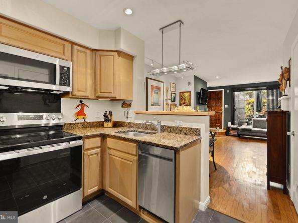1715 15TH Street NW 44, Washington DC 20009