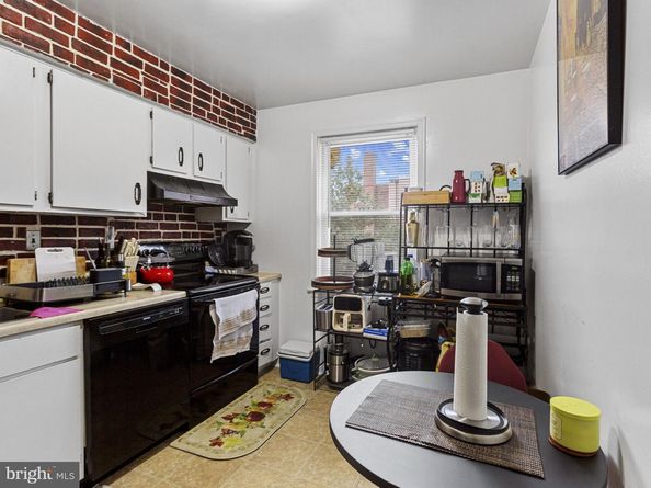 3810 W SE 302, Washington DC 20020