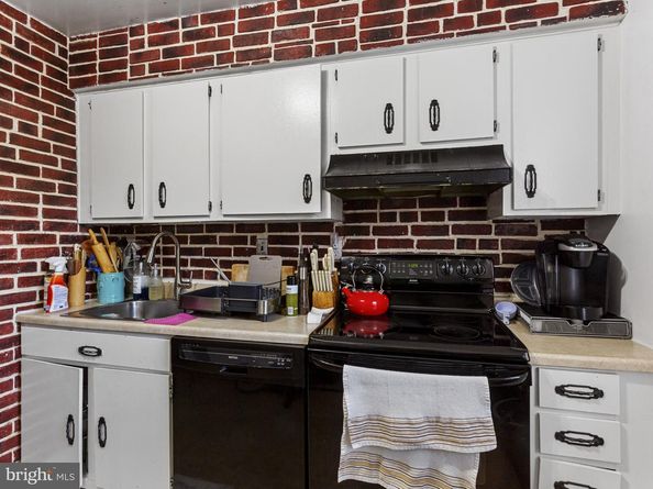 3810 W SE 302, Washington DC 20020