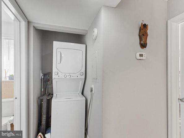 3810 W SE 302, Washington DC 20020