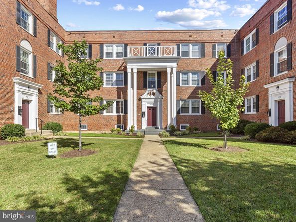 3810 W SE 302, Washington DC 20020