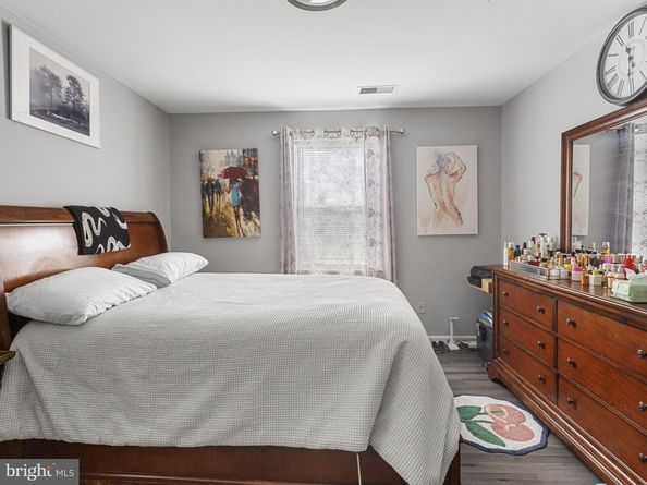 3810 W SE 302, Washington DC 20020