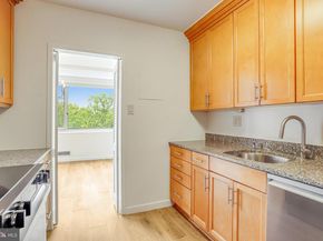 4101 Cathedral Avenue NW 1104, Washington DC 20016