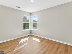 2410 Dakota Lakes Drive, Herndon VA 20171