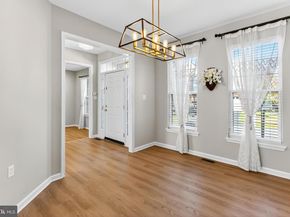 2410 Dakota Lakes Drive, Herndon VA 20171