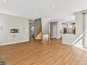 2410 Dakota Lakes Drive, Herndon VA 20171