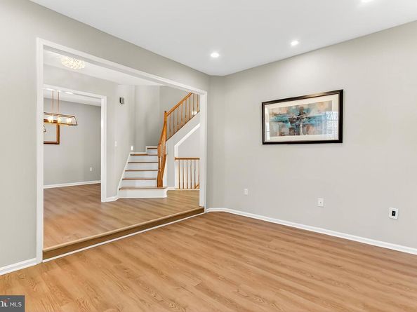 2410 Dakota Lakes Drive, Herndon VA 20171