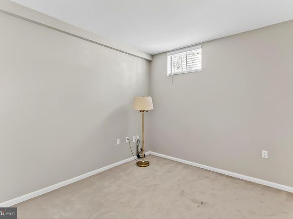 2410 Dakota Lakes Drive, Herndon VA 20171