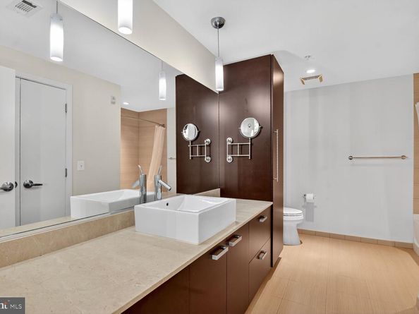 1010 Massachusetts Avenue NW 708, Washington DC 20001