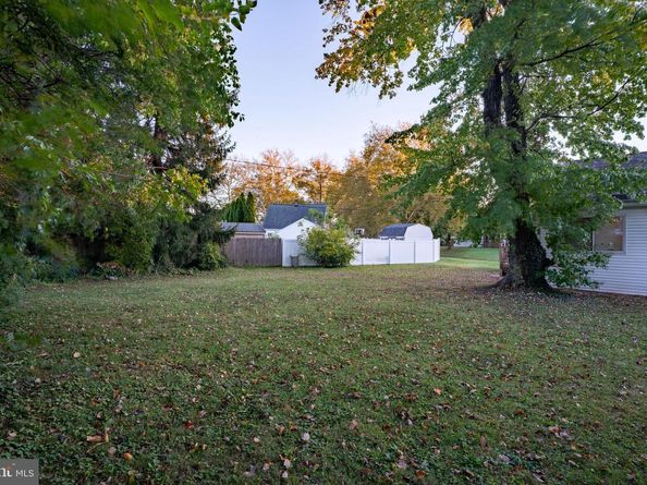 14 Norwyn Road, Hatboro PA 19040