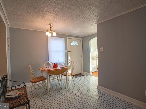 14 Norwyn Road, Hatboro PA 19040