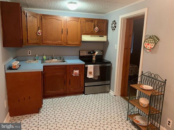 14 Norwyn Road, Hatboro PA 19040