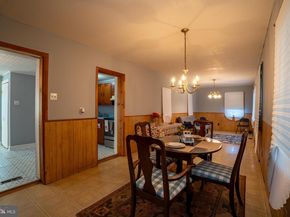 14 Norwyn Road, Hatboro PA 19040