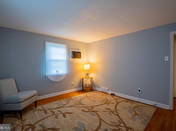 14 Norwyn Road, Hatboro PA 19040