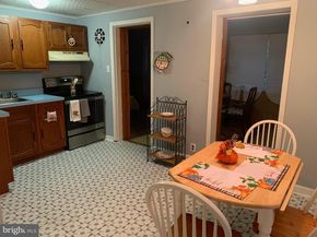 14 Norwyn Road, Hatboro PA 19040